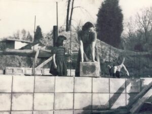 Eppstein House under construction