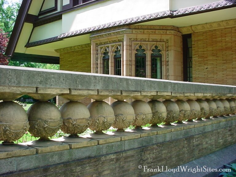 Moore House | Frank Lloyd Wright Sites